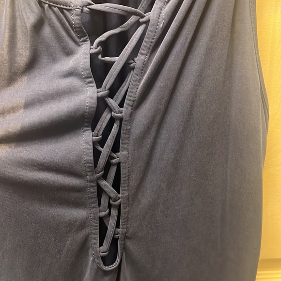 Blue tank top - Picture 2 of 4